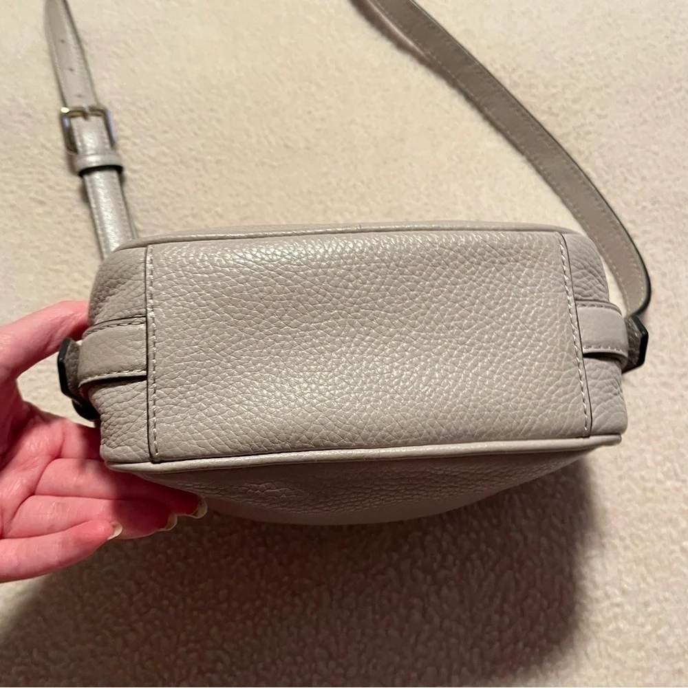Kate Spade Pebbled Leather Pyper Mulberry Street Double Zip Crossbody Bag Purse